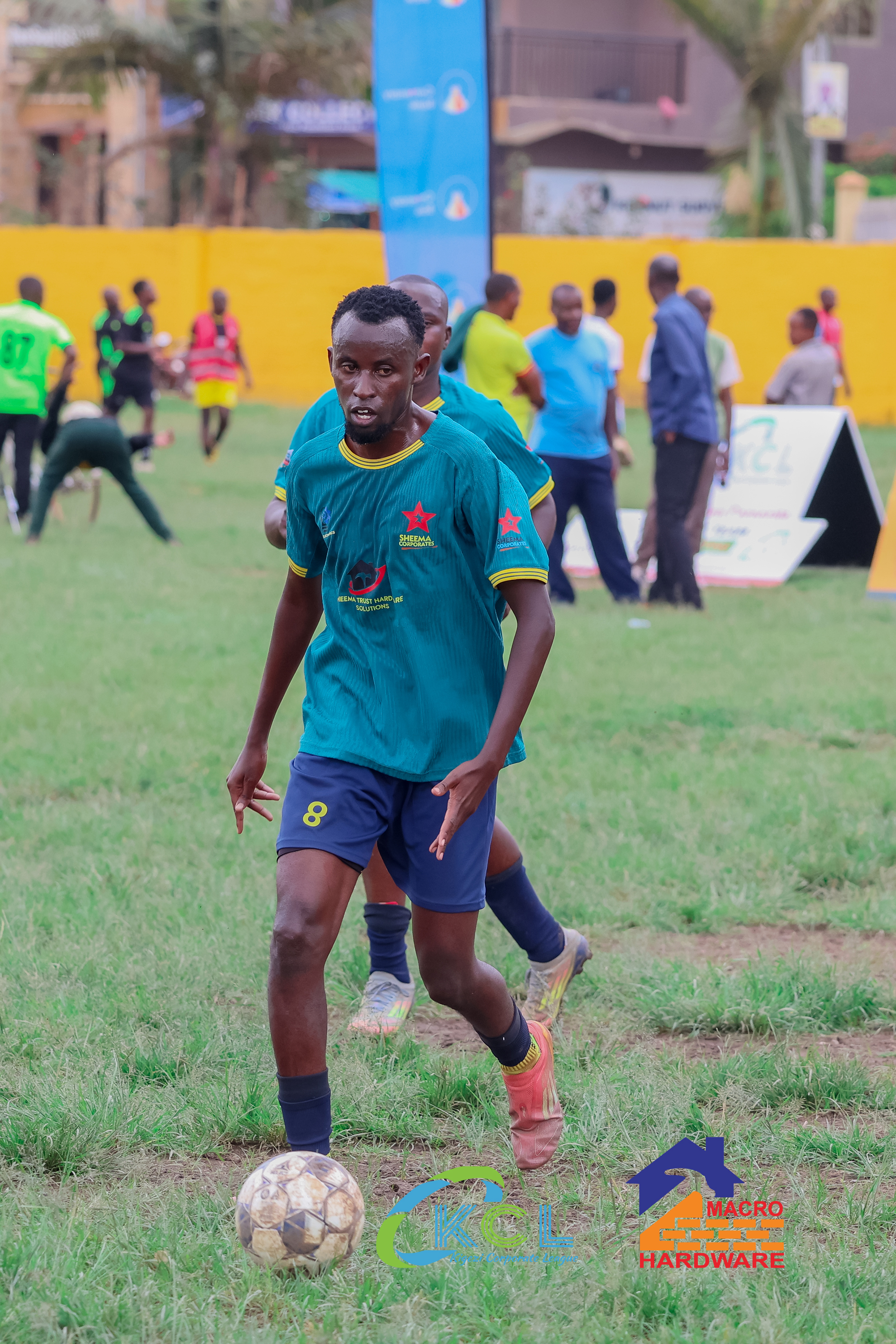 Sheema Football gallery photo - Players