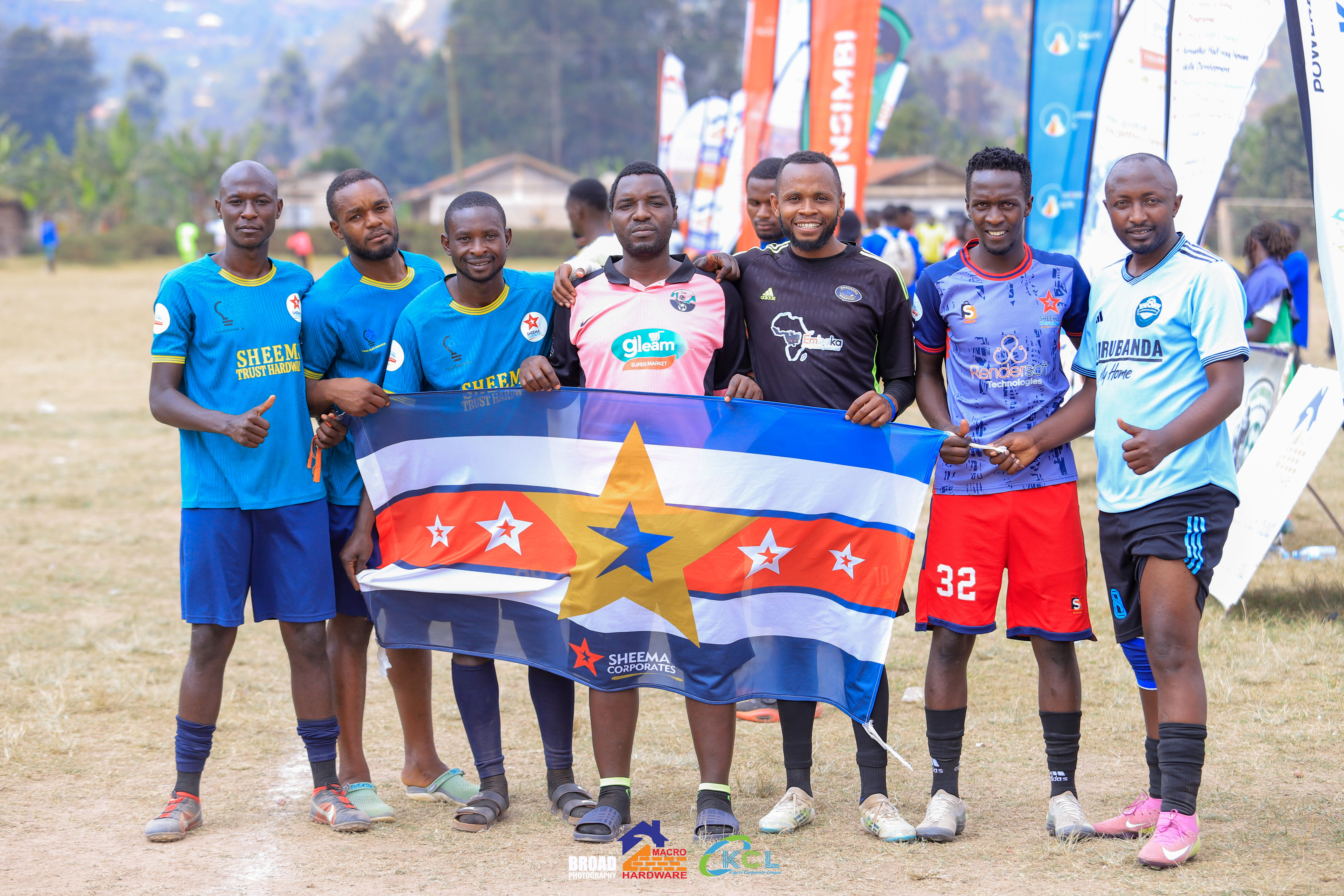 Sheema Football gallery photo - Fans